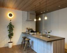 中庭を中心にぐるっと回遊できる平屋の家