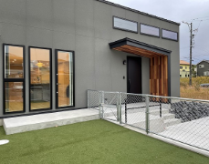 ドッグランのある平屋の家